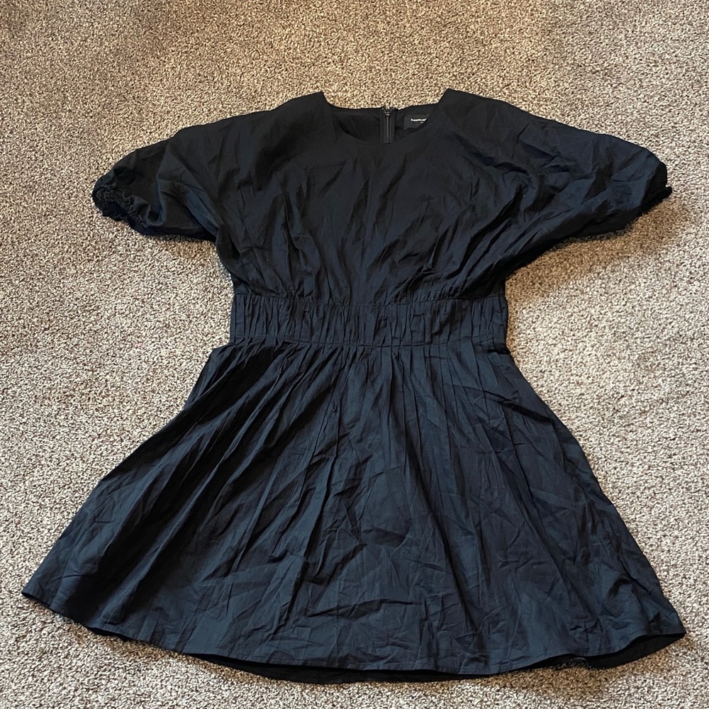 Banana Republic Black Mini Dress 100% Cotton in a Small Tall